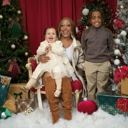 Holiday Family Photoshoot - Christmas Mini Session